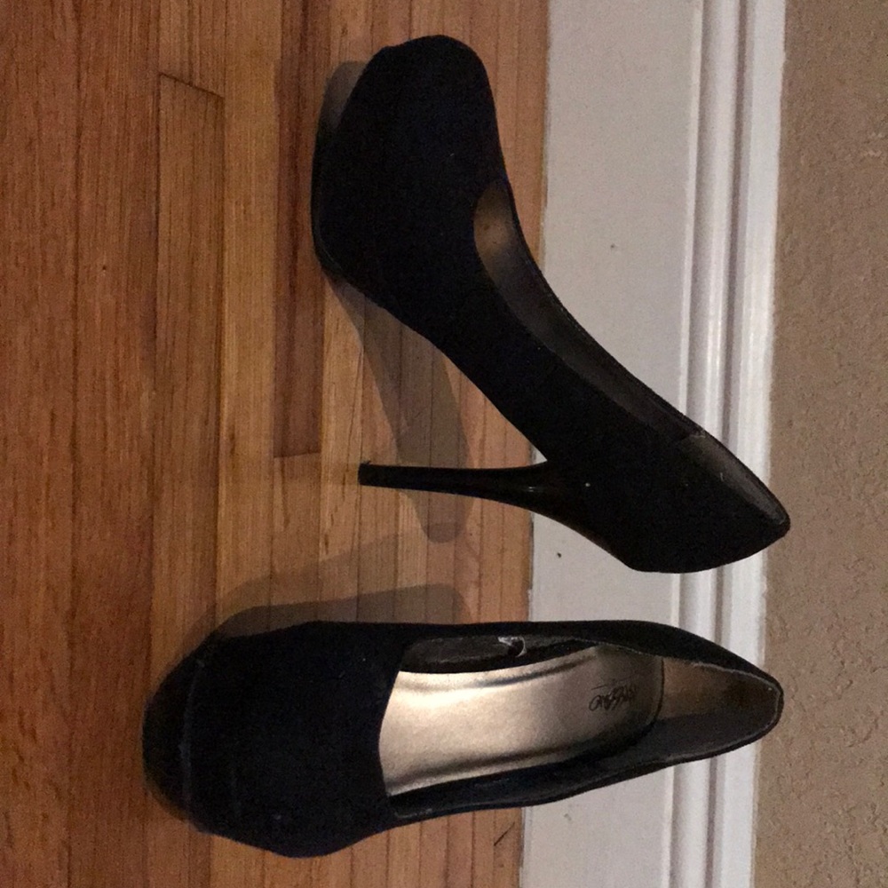 Black heels
